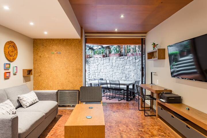 Exclusive & Private Reforma Lomas Garden Security gallery image 4