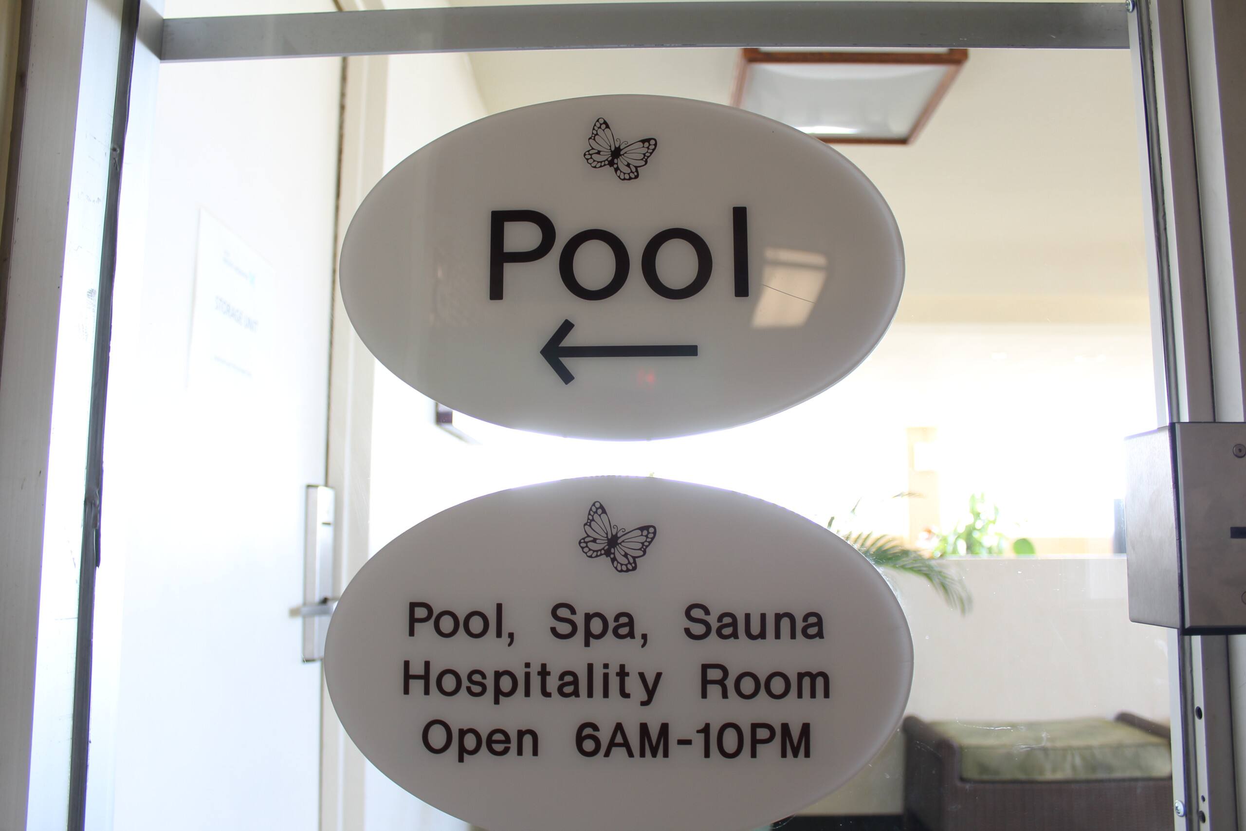 Condo in Honolulu · ★4.59 · 1 bedroom · 2 beds · 1 private bath - Image 39
