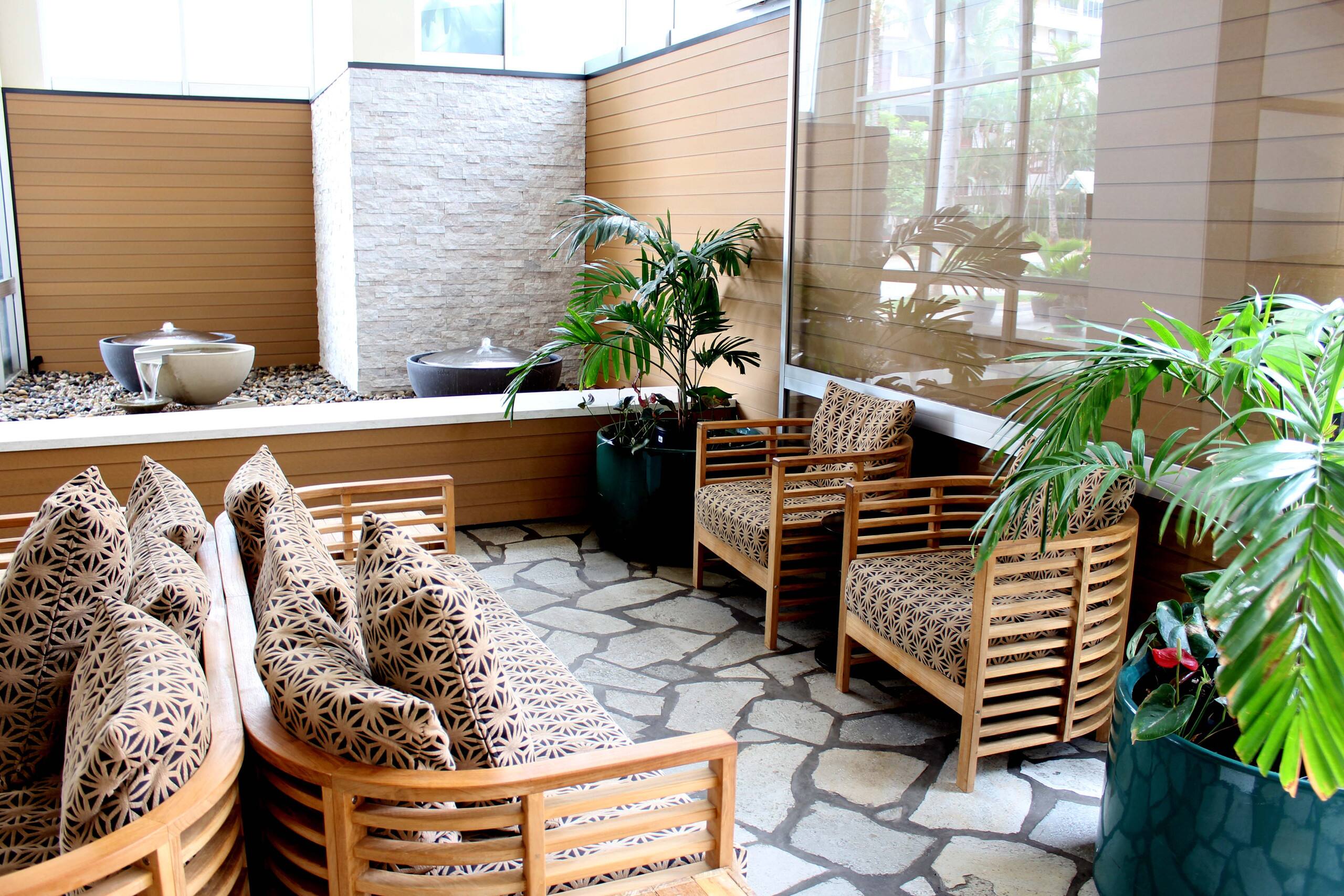 Condo in Honolulu · ★4.59 · 1 bedroom · 2 beds · 1 private bath - Image 27