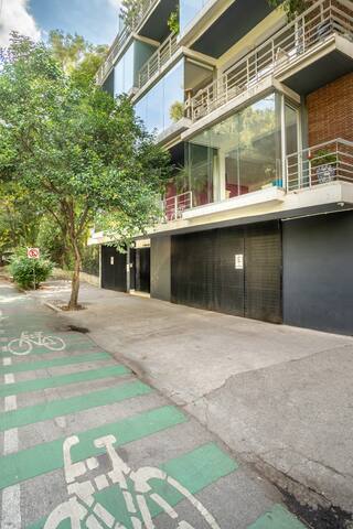 Enorme depa frente a Parque España, Roma-Condesa. gallery image 3