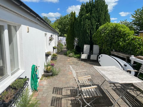 Charming guest apartment on the east beach