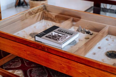 Boutique Stone town  condo-with 2 bedroom & patio