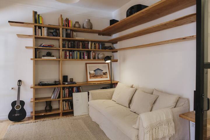 Casa Balsa (balsastudio) Patio, Fireplace & Cinema gallery image 4