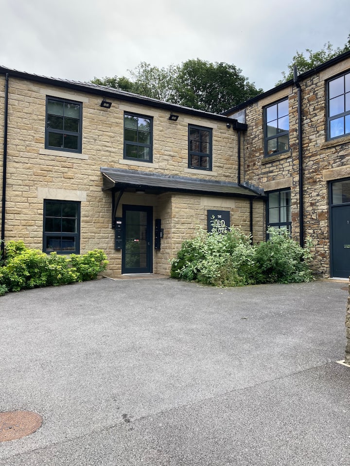 Apt 1, The Old Glove Works, St, Glossop Flats for Rent in