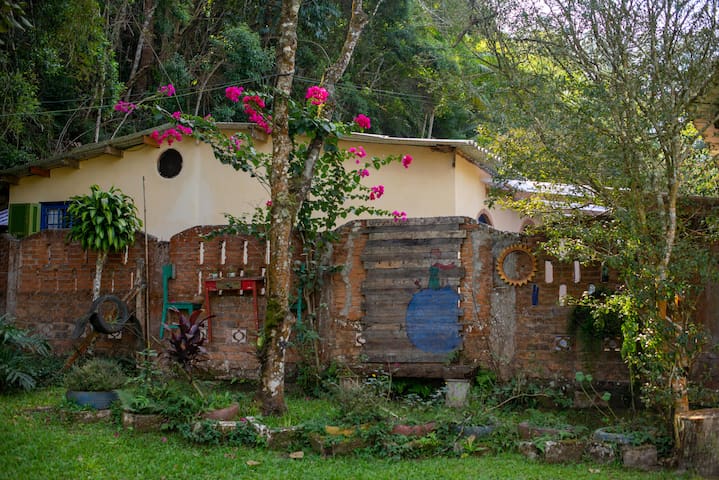Entire home with 3 bedrooms in Sao Paulo - Casa de Amparo - Refúgio na Mata Atlântica