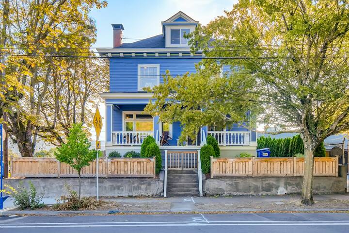 Historic Mott Sisters Style Salon-Near Moda Center