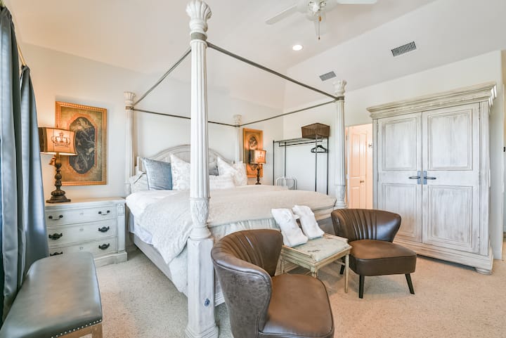 Master and soooo Comfortable 