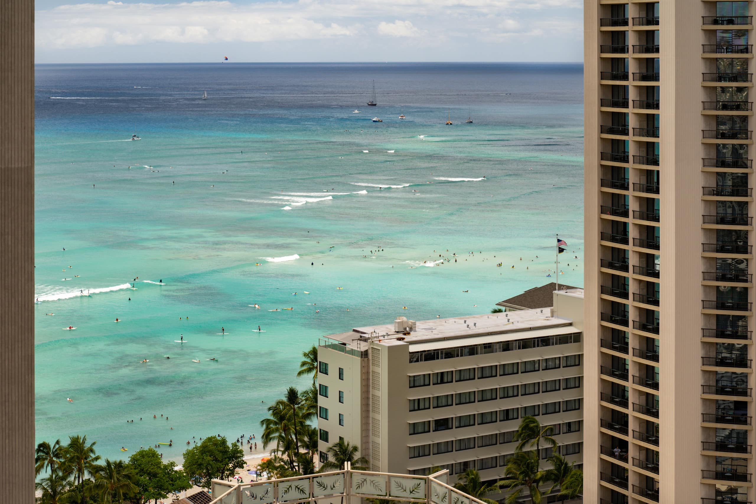 Condo in Honolulu · ★4.66 · 1 bedroom · 2 beds · 1 private bath - Image 36