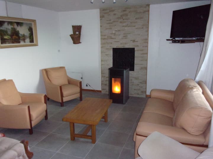 Gîte à La Ferme 4 Chambres - Ardennes