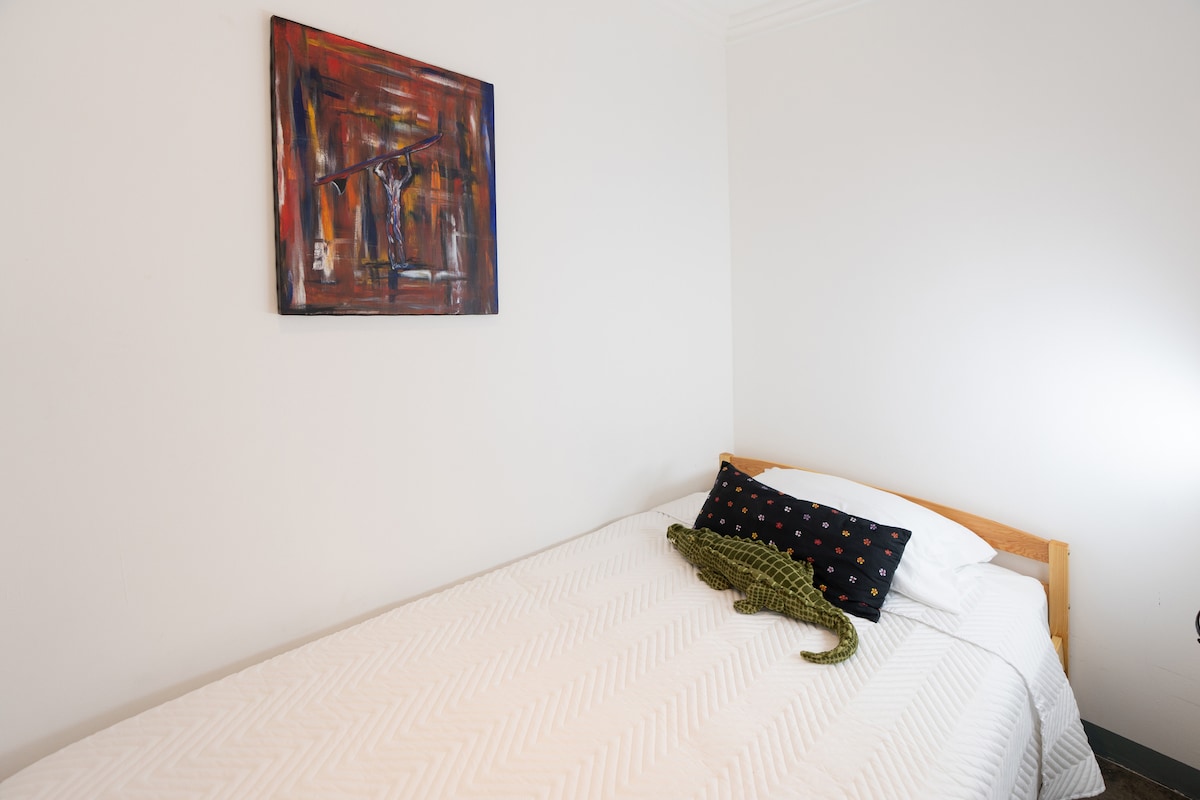 ห้องส่วนตัวพร้อมเตียงแฝดที่สะดวกสบาย