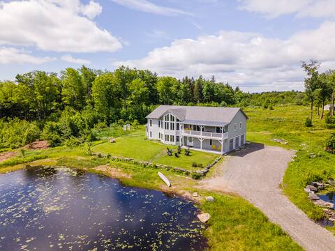 Beautiful Home on 22 Acres w/Ponds & Central A/C