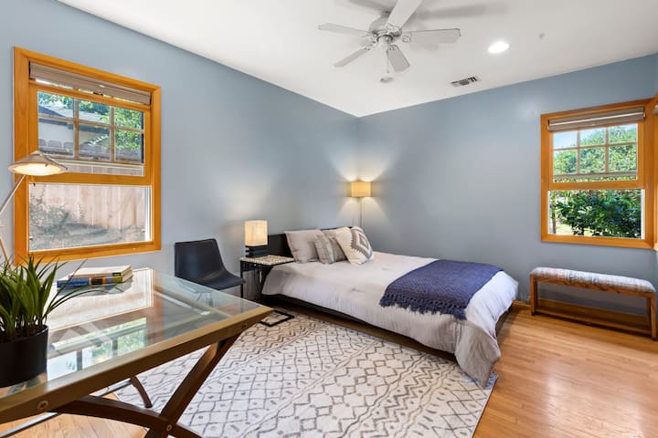 საძინებელი 2