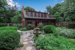Secluded Carriage House in The Village, photo 2 of 26