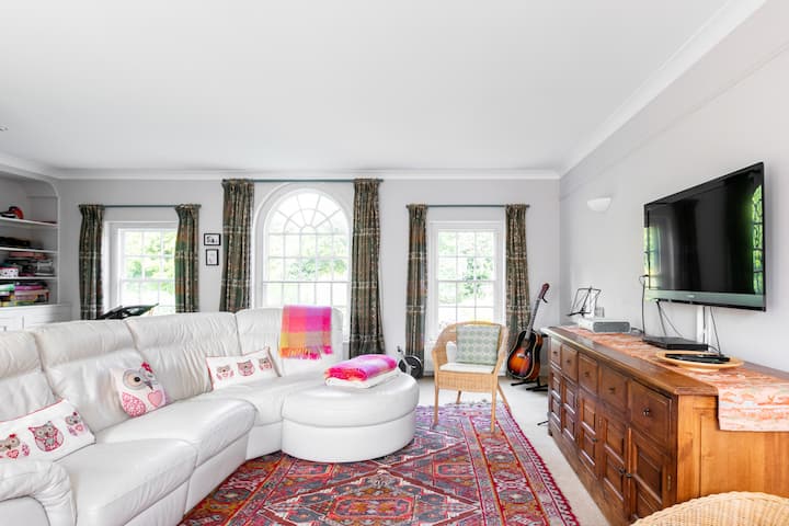 Spacious Private Home, Walks To Beach And Station - ドーバー