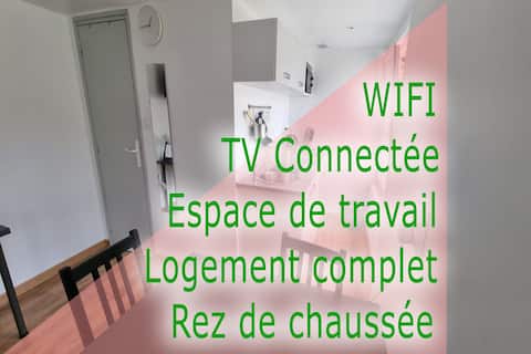 Equipped studio - ground floor -The small castle
