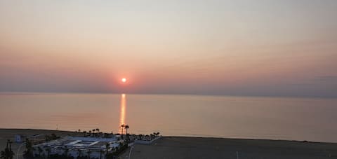 -VERMEILLE- Small cocoon facing the sea, air-conditioned