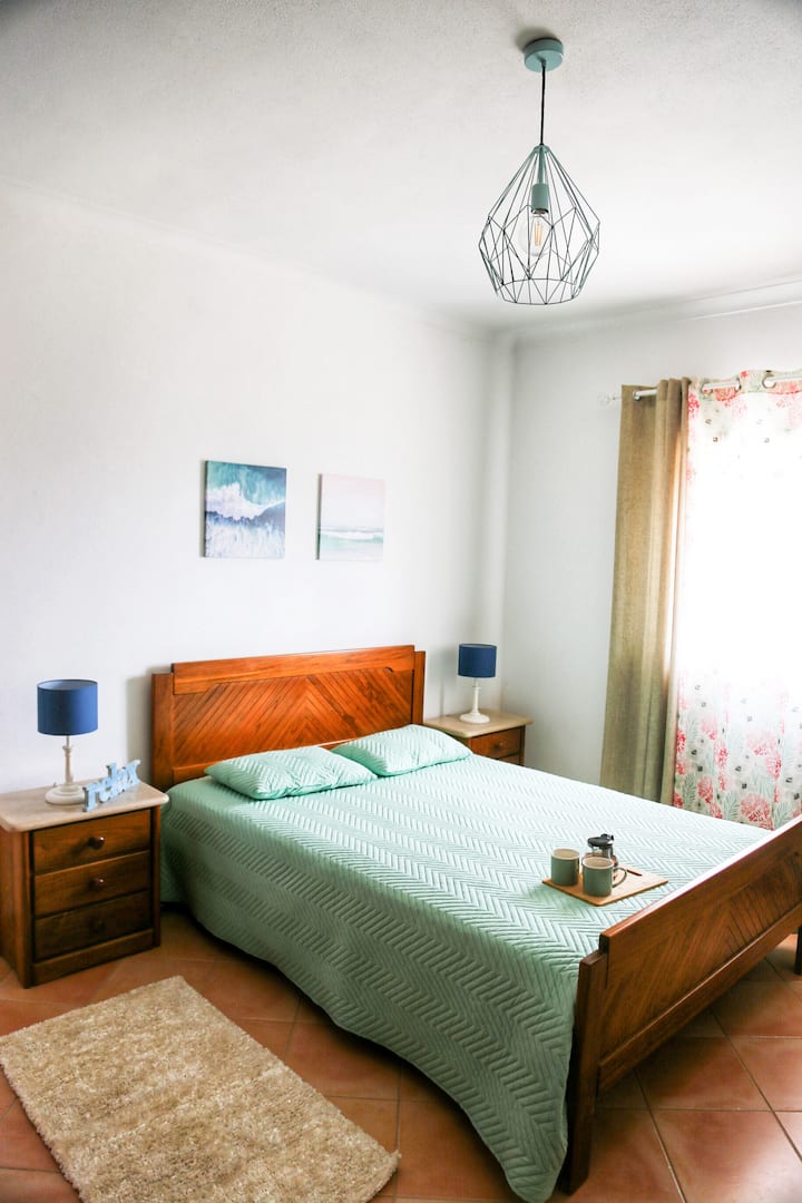 Quarto MAR
Стая с изглед към морето