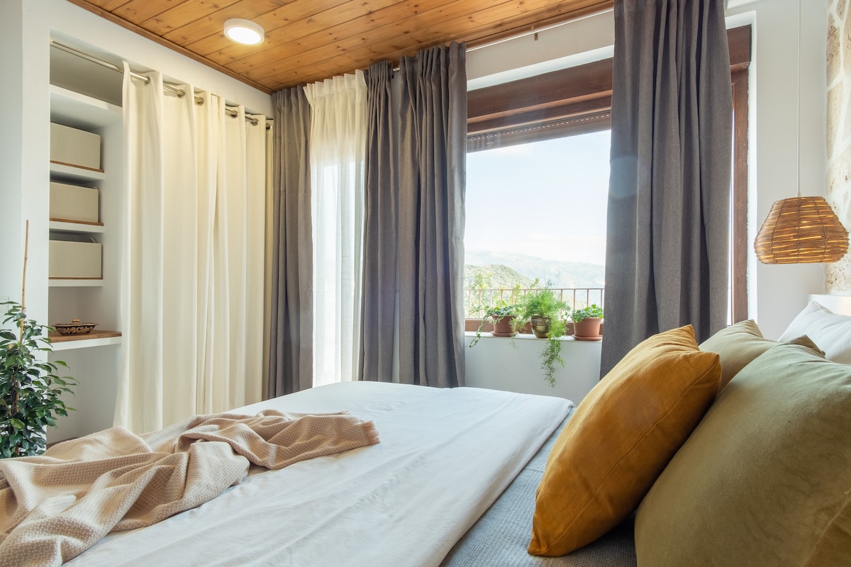 התעוררות מחודשת ליד נוף נפלא של עמק הגנים