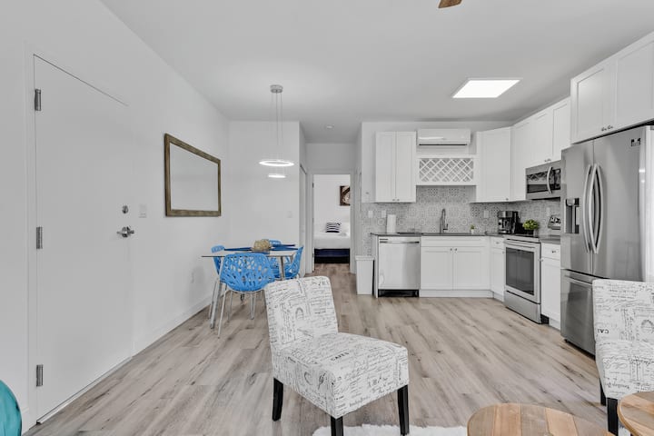 Family-friendly Condo  Near Miami Design District - Miami