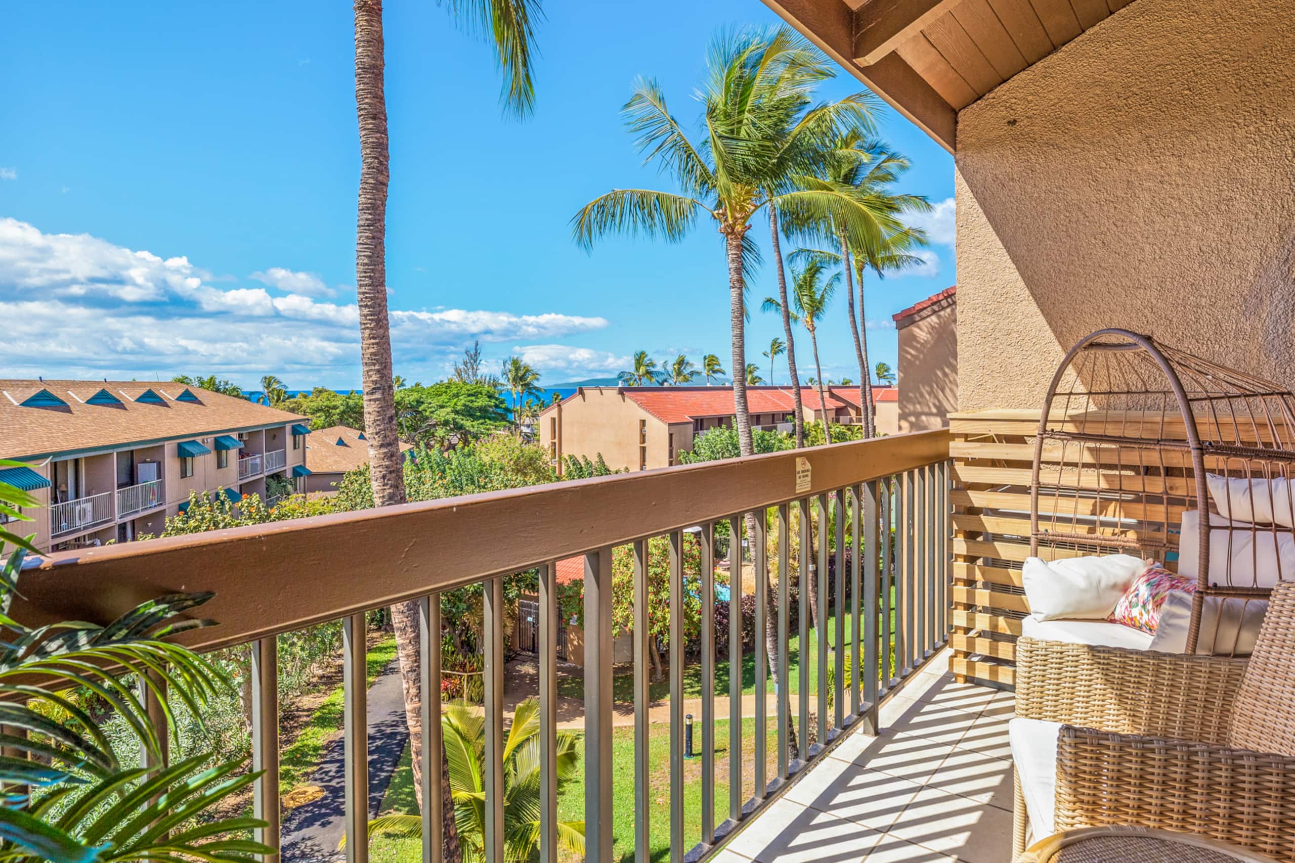 Condo in Kihei · ★4.97 · 2 bedrooms · 4 beds · 2 private baths - Image 19