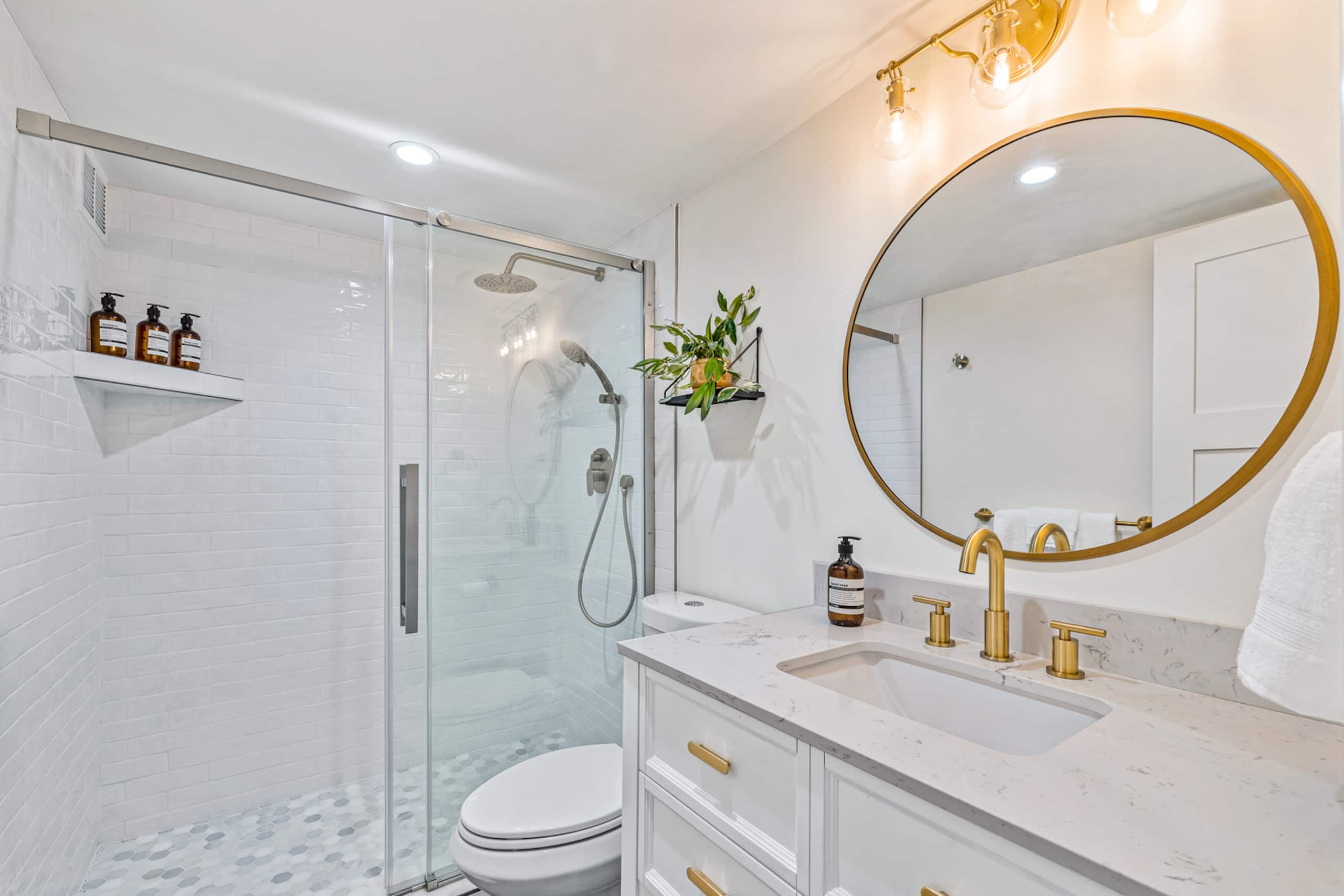 Condo in Kihei · ★4.97 · 2 bedrooms · 4 beds · 2 private baths - Image 17