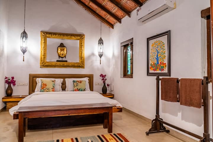 საძინებელი 1