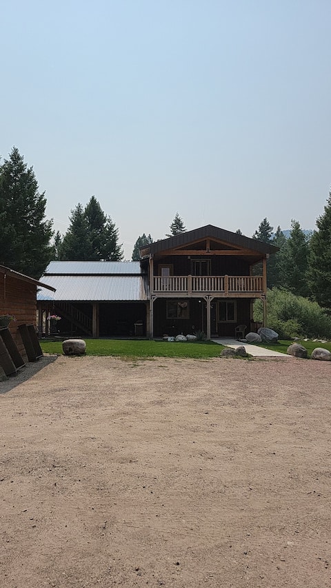 Enjoy nature,ski,fish,hunt or relax with family