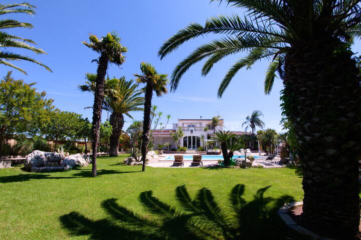 Exclusive apartment in casa colonica Li Carlucci