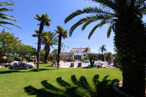 Exclusive apartment in casa colonica Li Carlucci