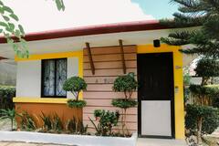 Cozy+Bungalow+with+WiFi.+Great+facilities.