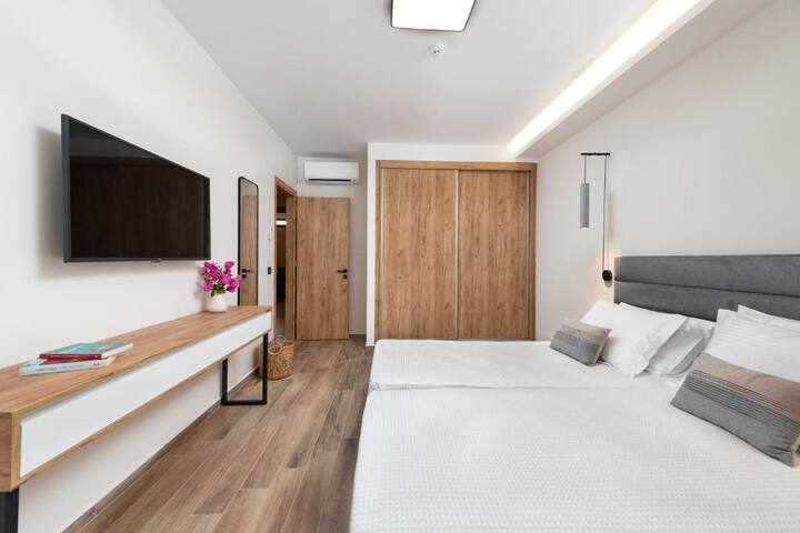 Aurum Villa 2 gallery image 5