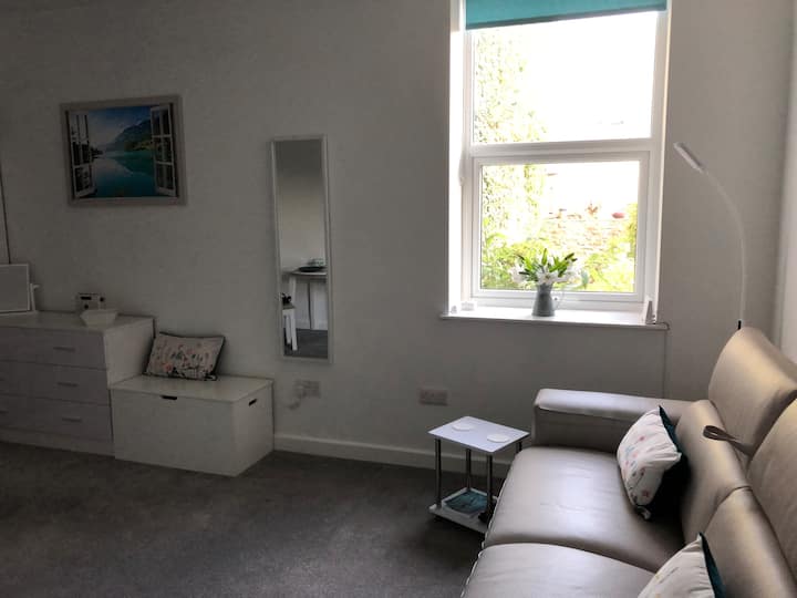 Joystead, Flat 2 Frank Lewis House Apartments for Rent in HayonWye