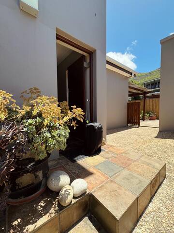 Atlantic Sea View – Noordhoek Welcomes You gallery image 2