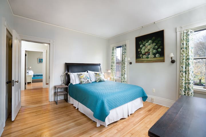 Cartier room, second floor with Queen bed and attractive views