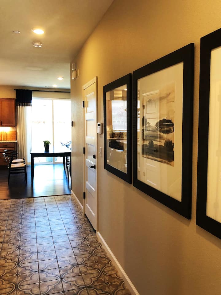 Comfy 4br House W/ac For Family Or Business - Salinas, CA