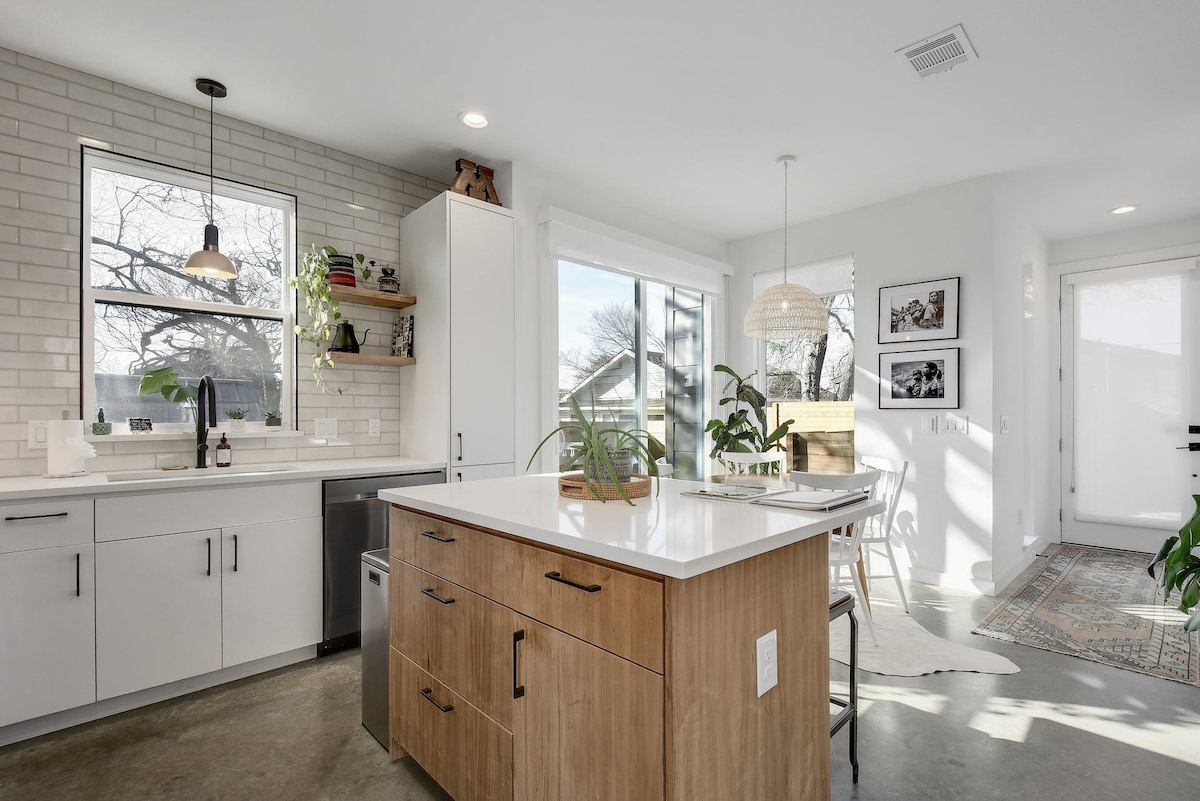 Boho+Modern Oasis |  East ATX, Near Downtown