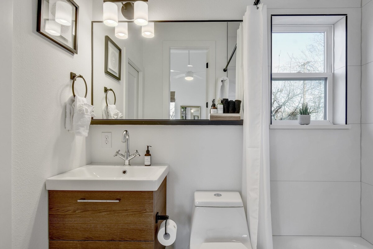 Boho+Modern Oasis |  East ATX, Near Downtown