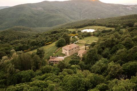 Stunning Artist Villa in The Mountains