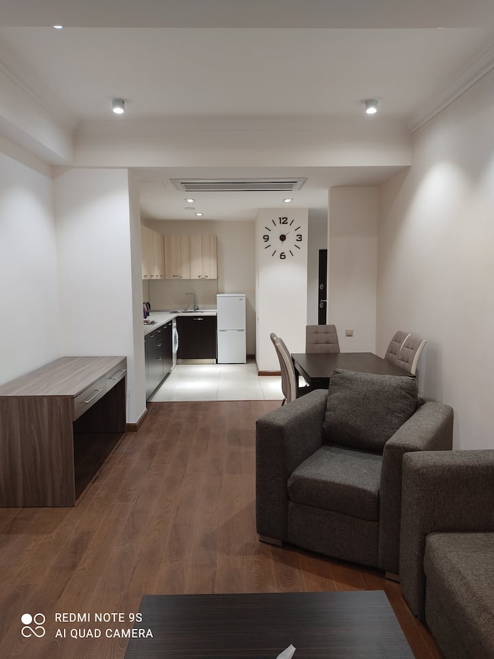 Lovely 2-bedroom In The Center Of Yerevan - Yerevan