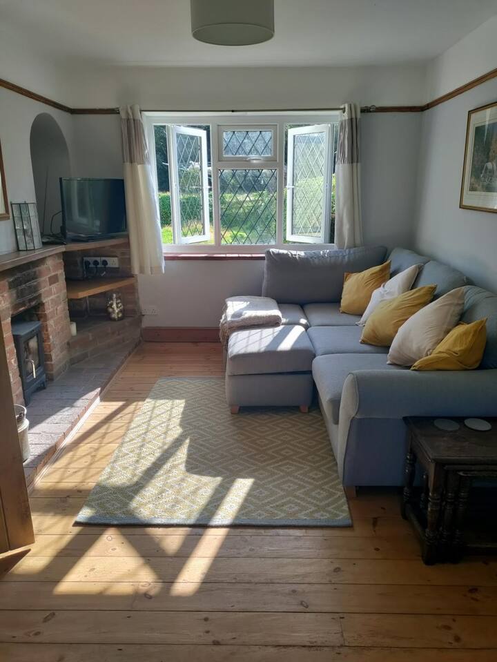 Entire 3 Bed Countryside Cottage With Large Garden - Kent