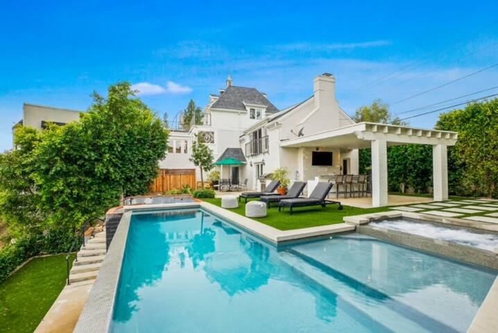 Hollywood Hills mountaintop estate pool, spa, gym gallery image 4