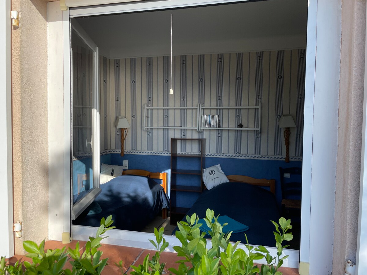 Spálňa 2, 2 jednolôžka