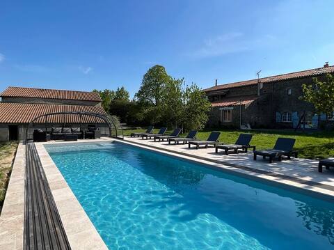 "La Grange"- Pool, hot tub, countryside - @la_milliere