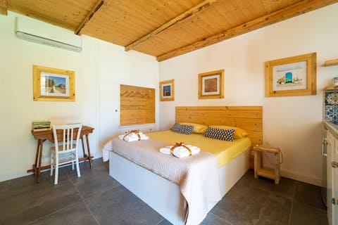 Popular Airbnb listing: The house among the olive trees - Noè in Ceglie Messapica