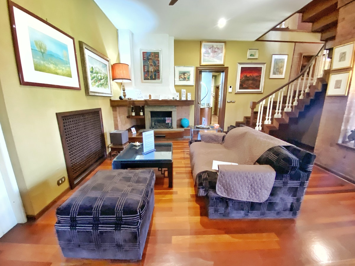 Airbnb performant: Villa Brando - Exclusive villa, 9P, Garden & Bikes à Latina