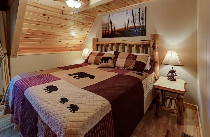 Downstairs King Bedroom
