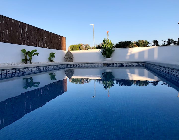 Beautiful apartment with pool and terrace