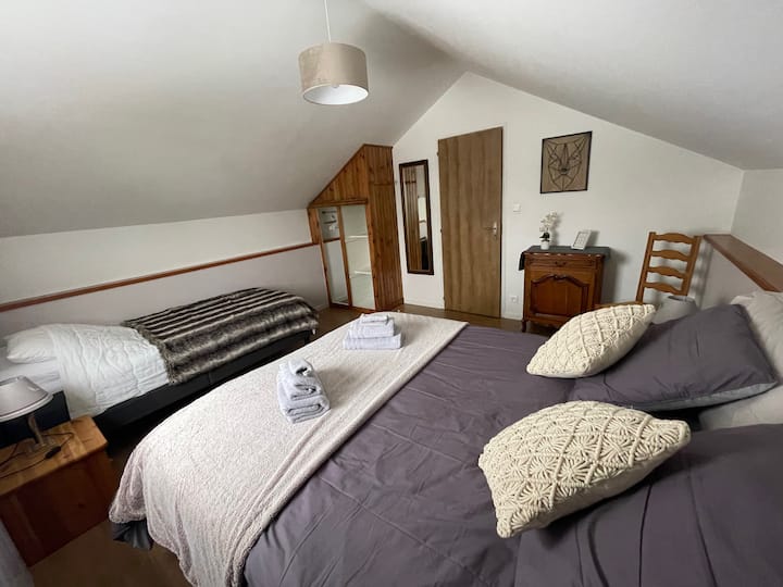 Bedroom 2 great comfort: 1 queen size bed 160x200cm & 1 single bed 90x200cm