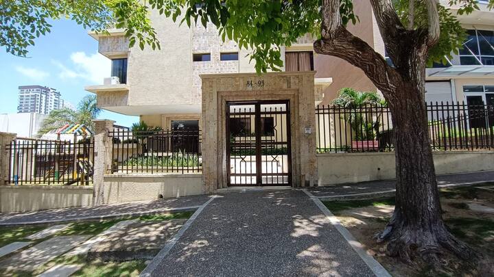 Gemütlich eingerichtete Wohnung, North BAQ 2 Schlafzimmer - Airbnb