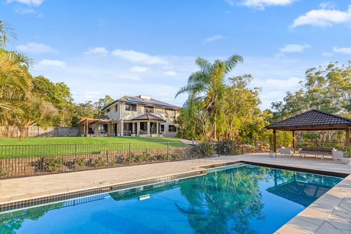 H a m p t o n Hill ~ Luxe Acreage Retreat gallery image 2